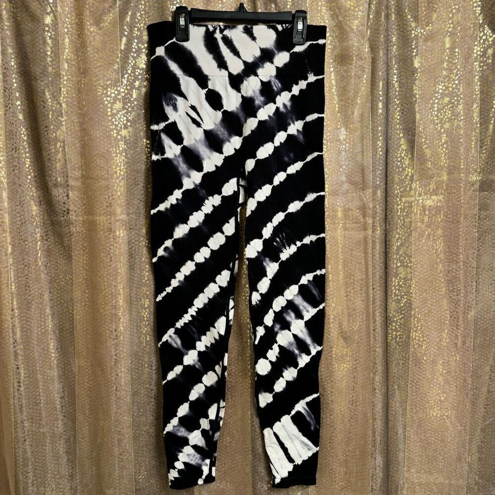 PINK Victorias Secret Black White Tie Dye Seamless Leggings Med NWOT